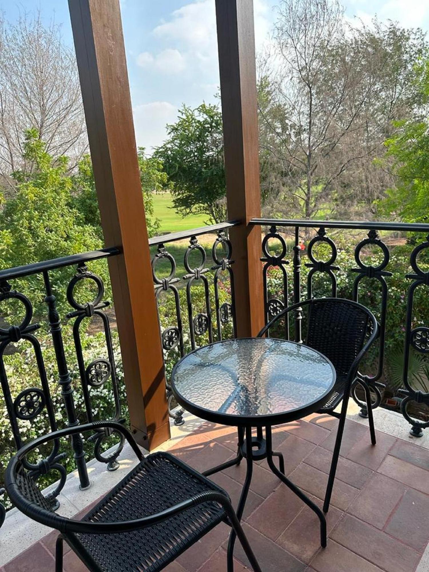 Villa Whispering Pines Jumeirah Golf Estates By Golden Casa Dubai