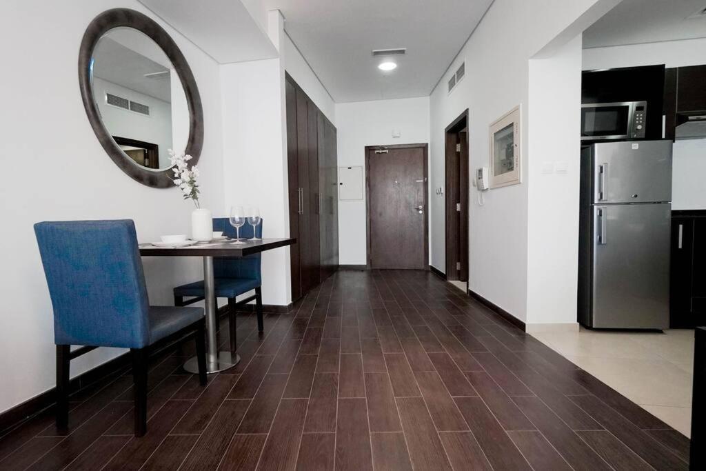 Apartment Cozy In Sports