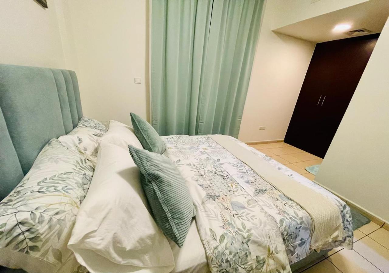 Hospedagem domiciliar Sta Homes Dubai