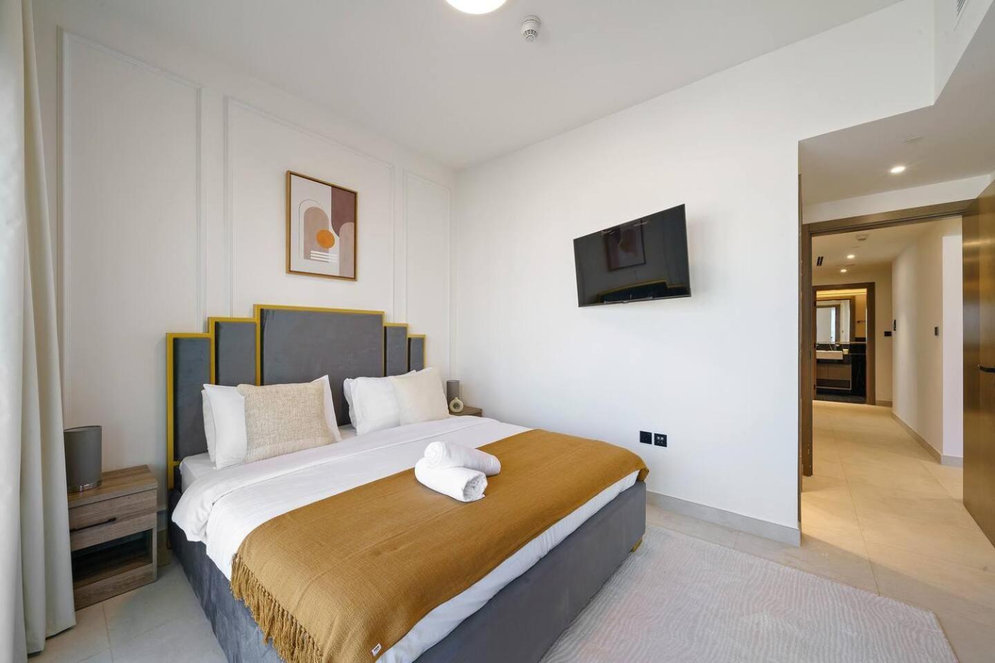Stunning 3 Bedroom In Binghatti Creek Daire