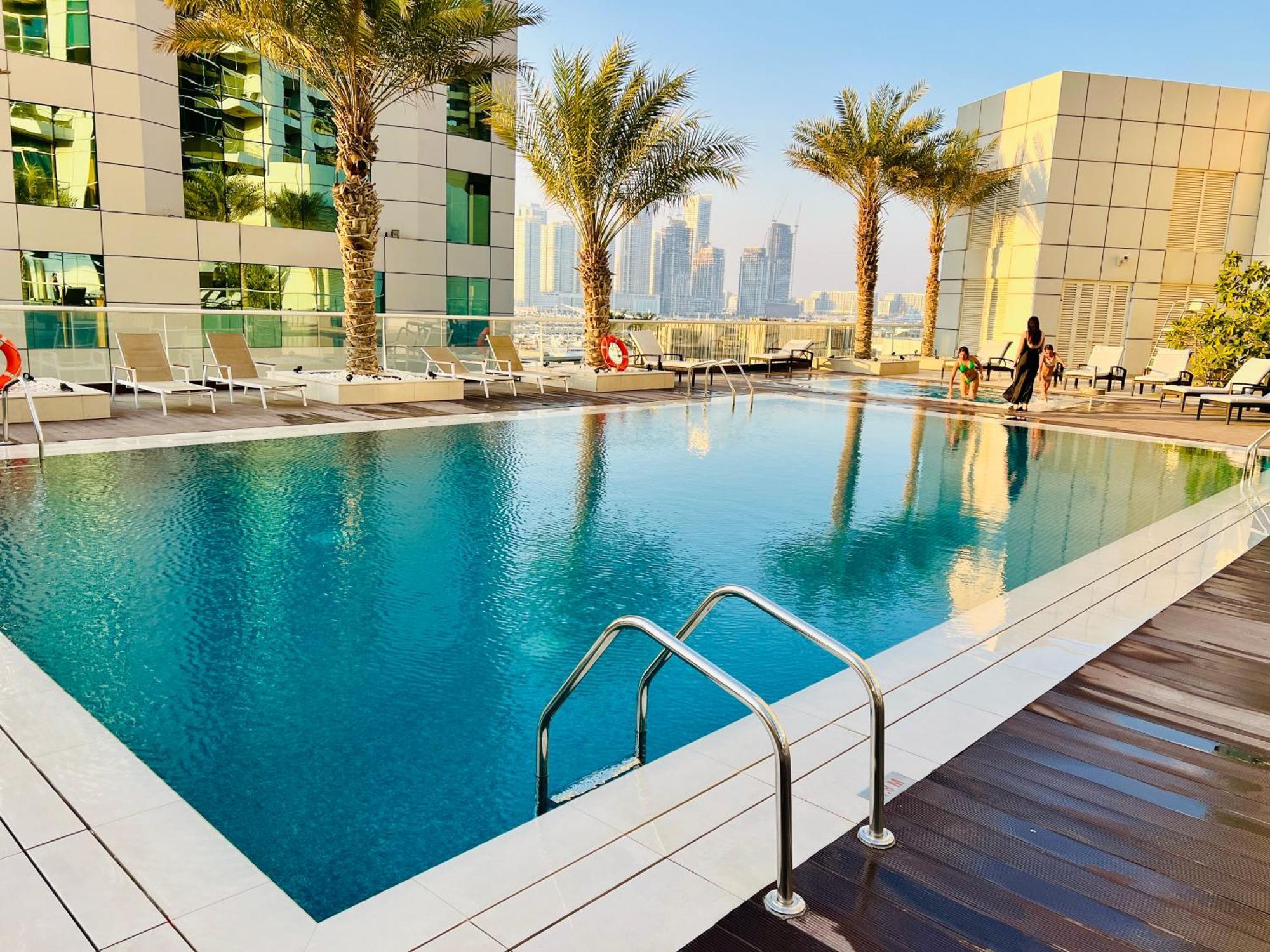 1 Bedroom Flat, Luxury Amenities, Near Jbr & Club With Free Parking In Jbr * Dubai