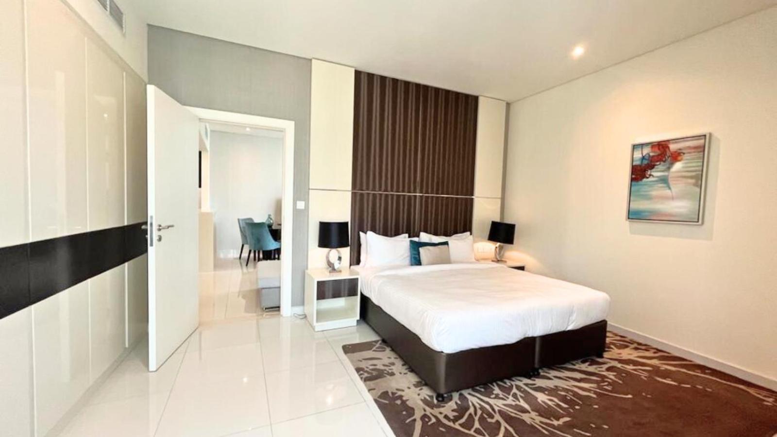 Apartment Damac - Bays Edge In Business Bay *