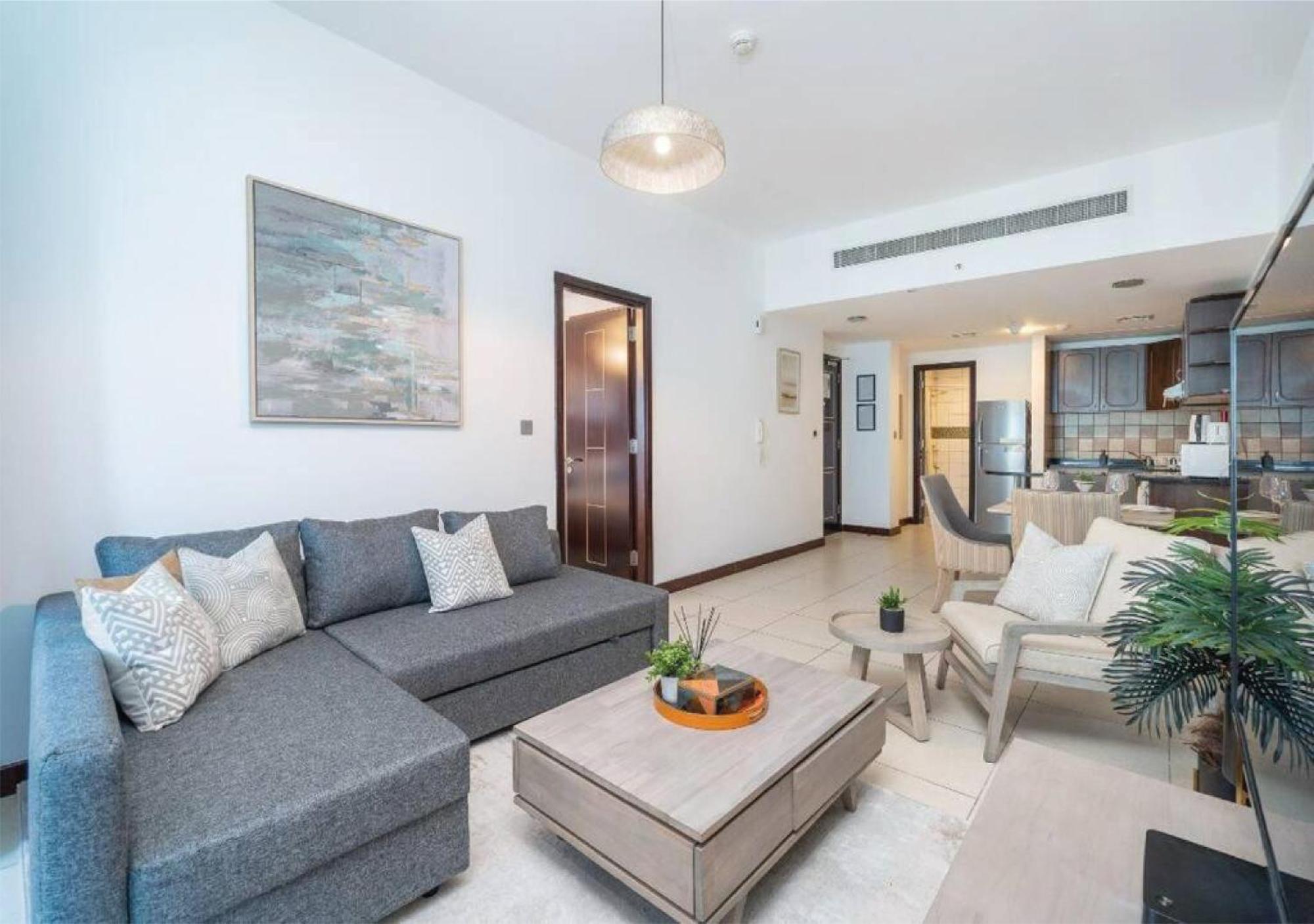 Apartment Havn - 1 Bedroom In Jlt Infront Of Dmcc Metro *