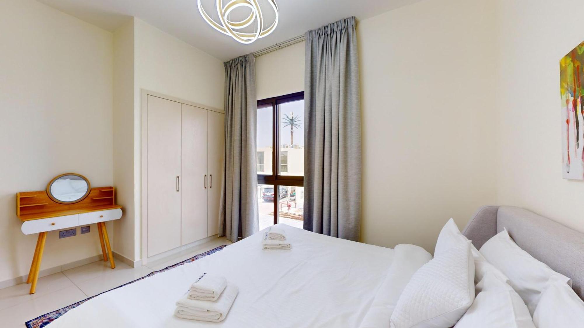 Villa Primestay - Odora 3br Villa, Damac Hills 2 Dubai