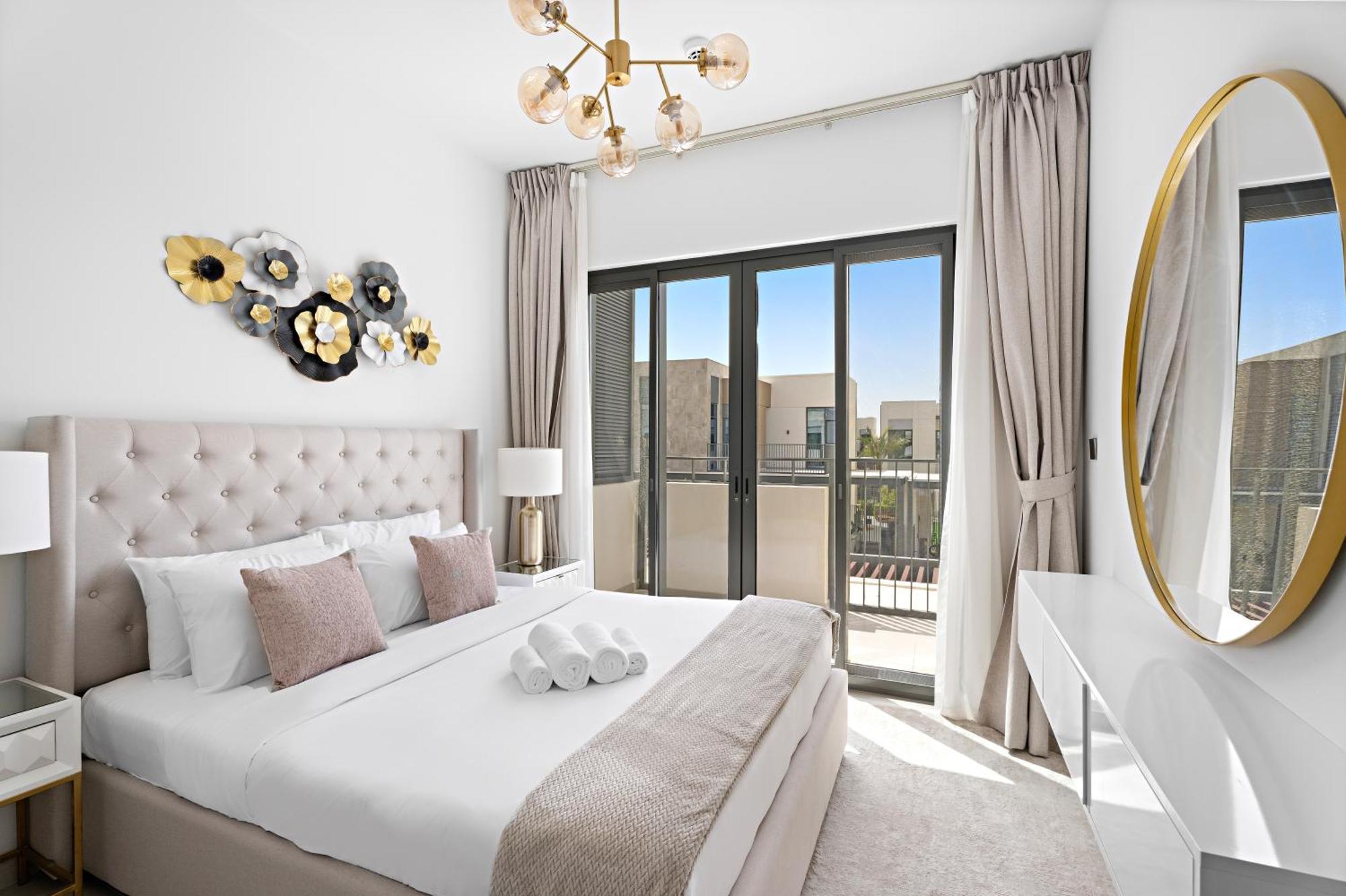 Apartment Luxurious 6-sleeper With Large Outdoor Patio *