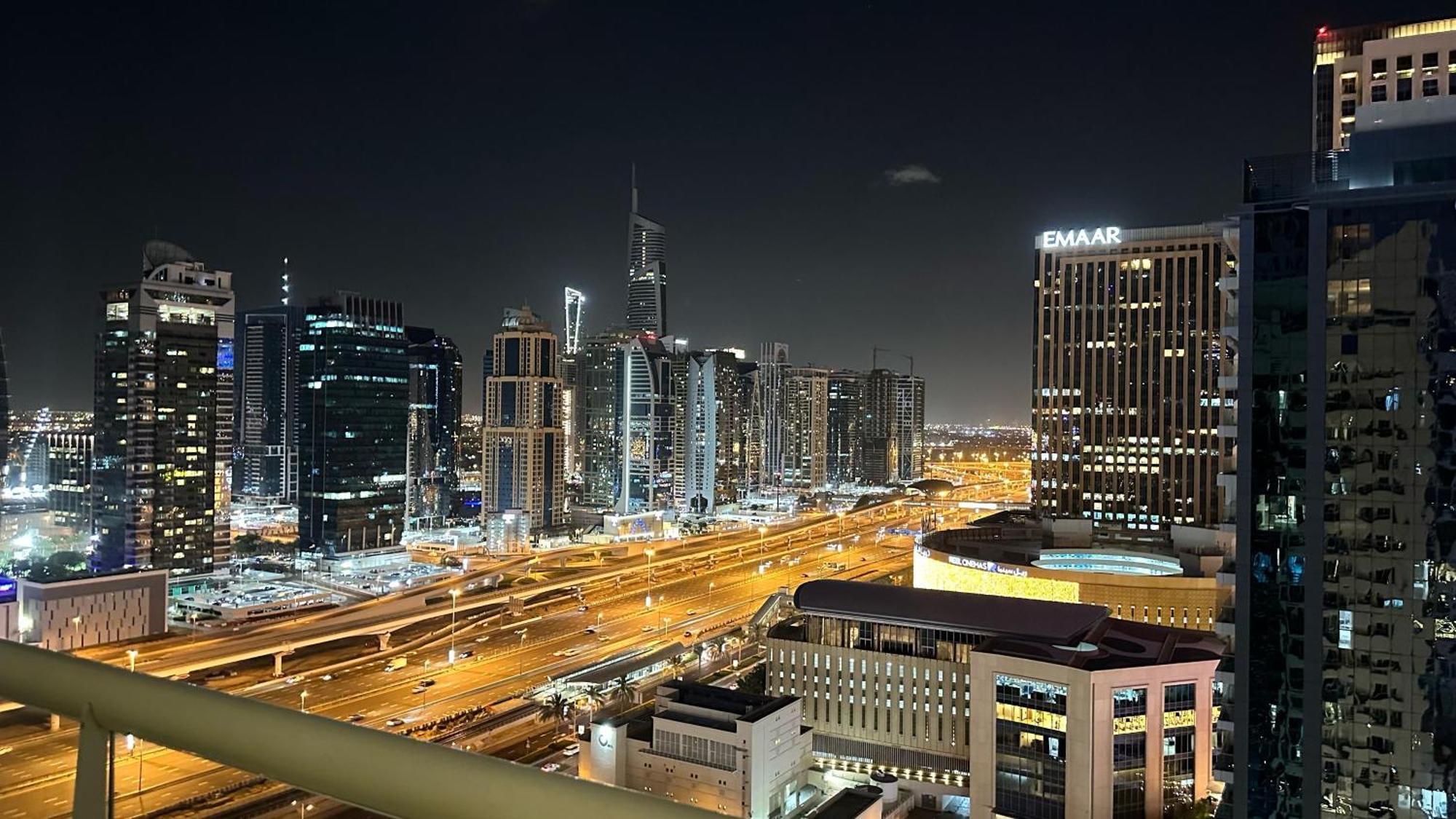Marina And Sea View At 10mn From Jbr & Metro Deluxe For 4ppl Late Check-in & Late Check-out Apartamento Dubai