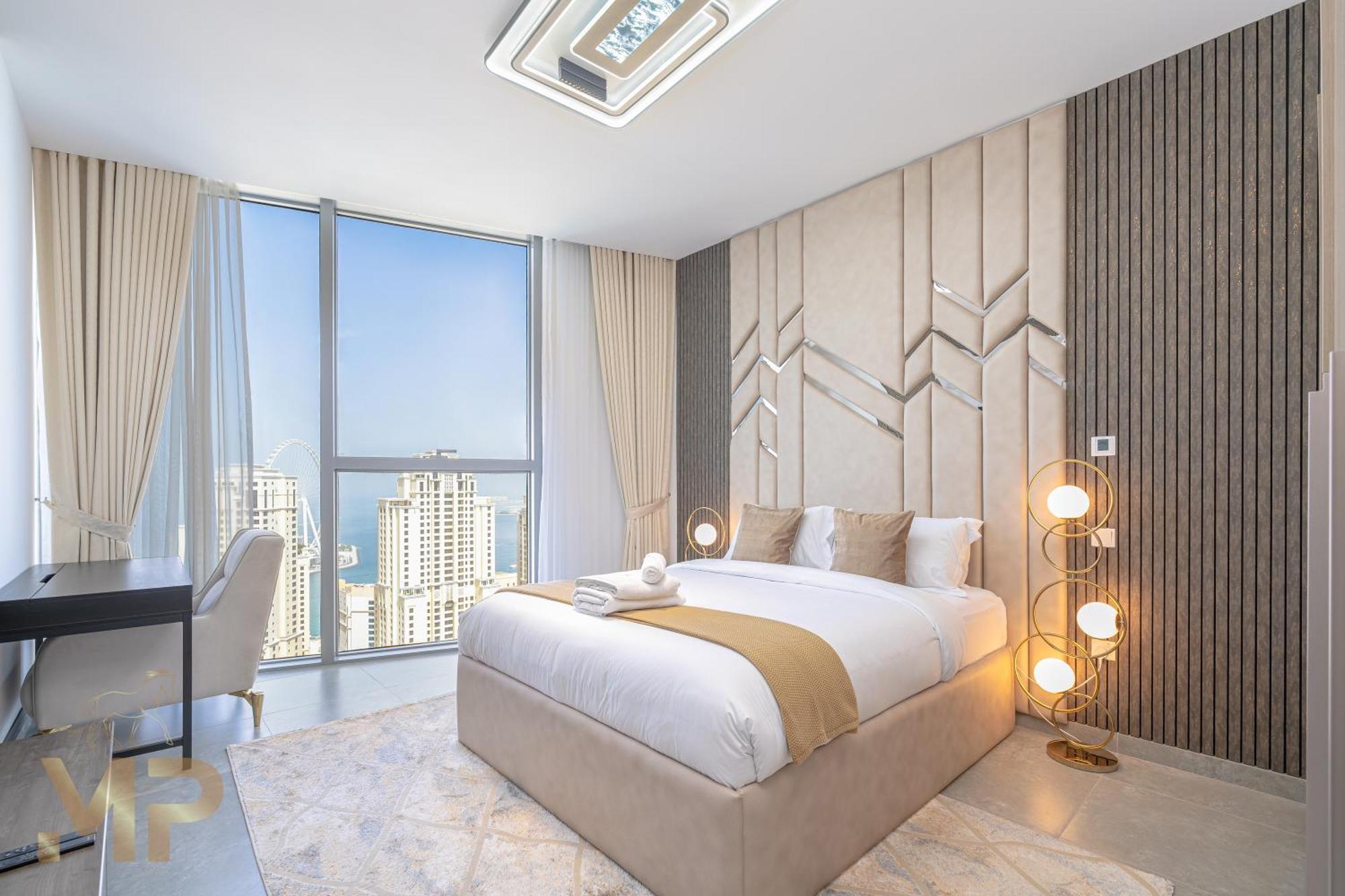 Marco Polo - Surreal Sea, Marina & Eye View On High Floor Apartment