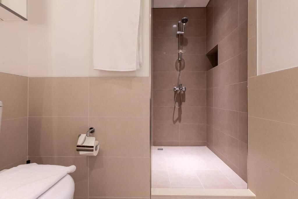 1br In Park Heights 2 Hills Apartment *