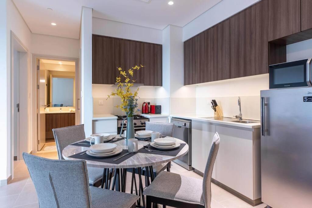 1br In Park Heights 2 Hills Apartment *