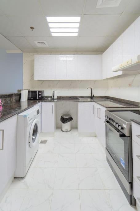 Lux Full Sea View 2br Near Jbr And Metro