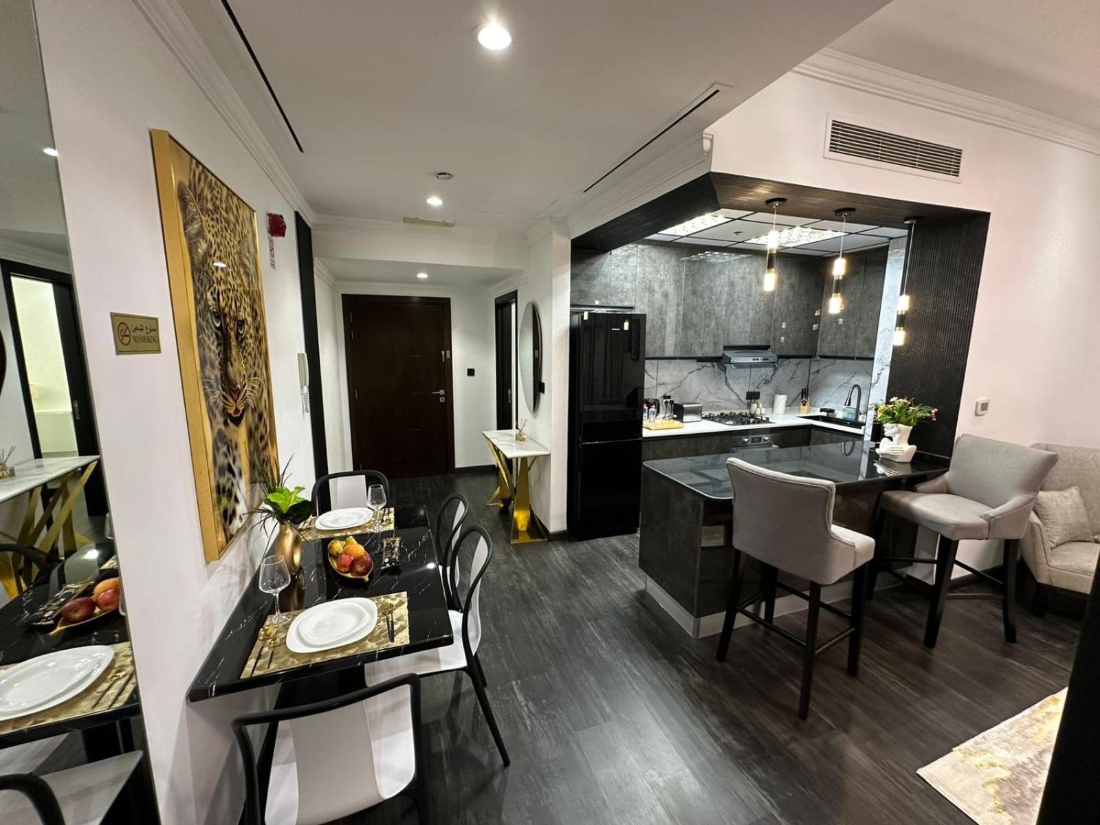 In The Luxury Marina Crown Tower Walk To Barasti Daire *