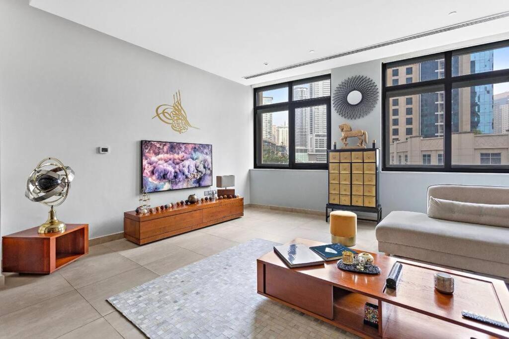 Apartment Koyo In The Heart Of Jbr - 3bdr *