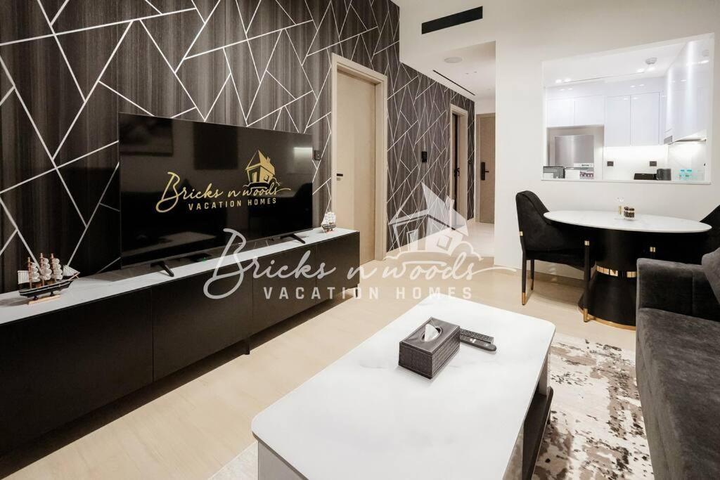 Elegant/high Floor/ 1 Bedroom/4pax Apartment *