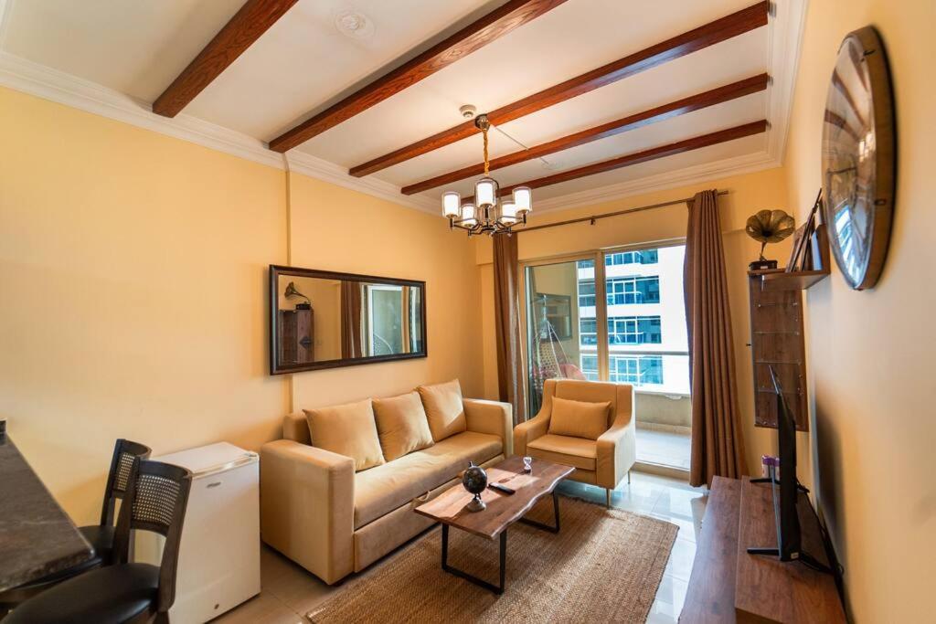 Fantastic Near Metro And Jbr *