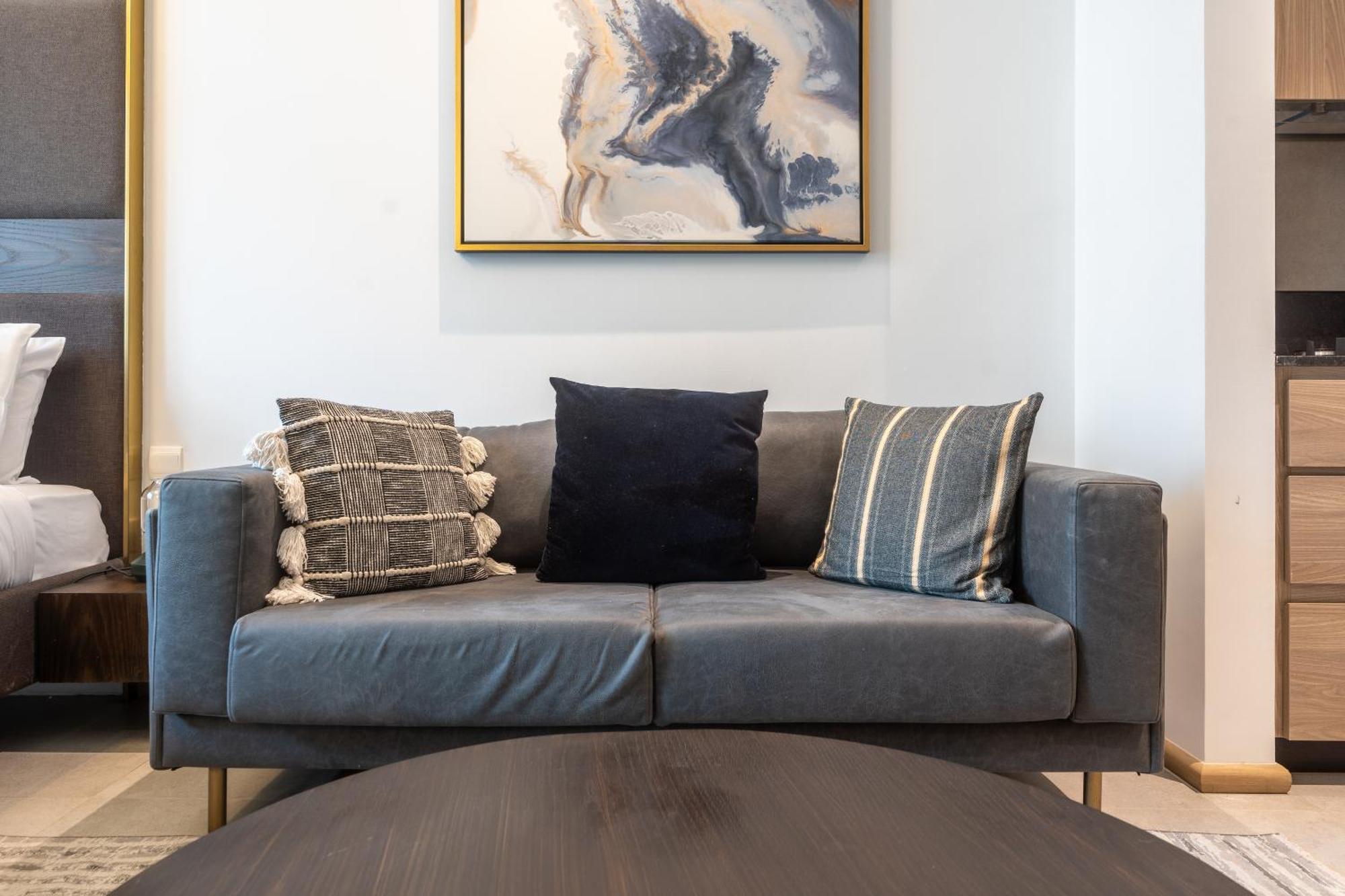 Escape To Modern In Charming Jvc *