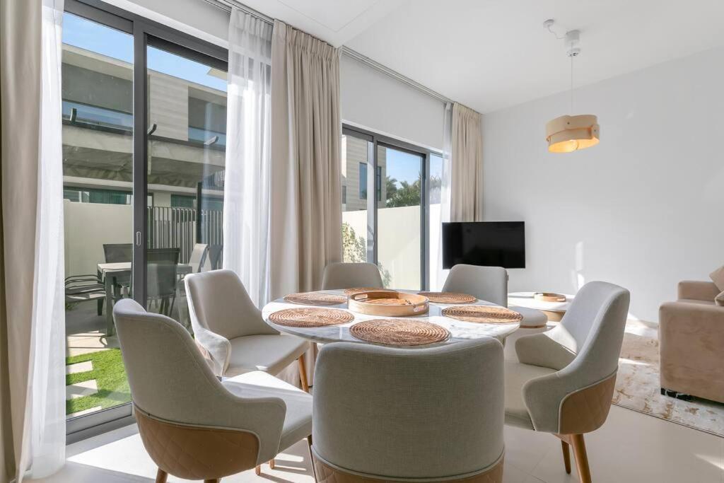Keysplease Beautiful 3 B/r 16, Arabian Ranches Dubai