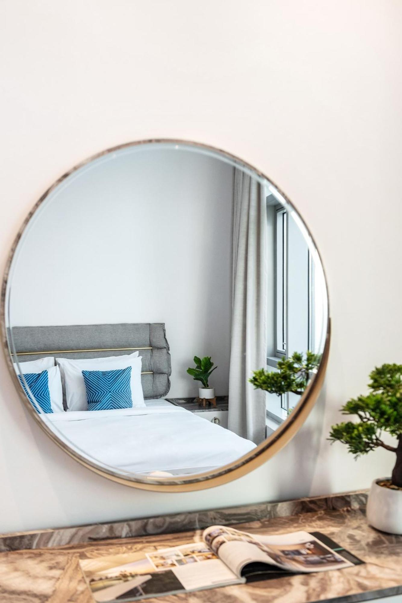The Lofts - Luxurious Space With Burj Khalifa View Holiday home *
