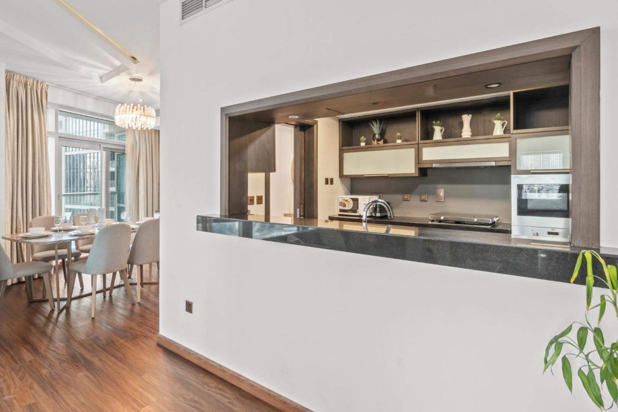 The Lofts - Luxurious Space With Burj Khalifa View Holiday home