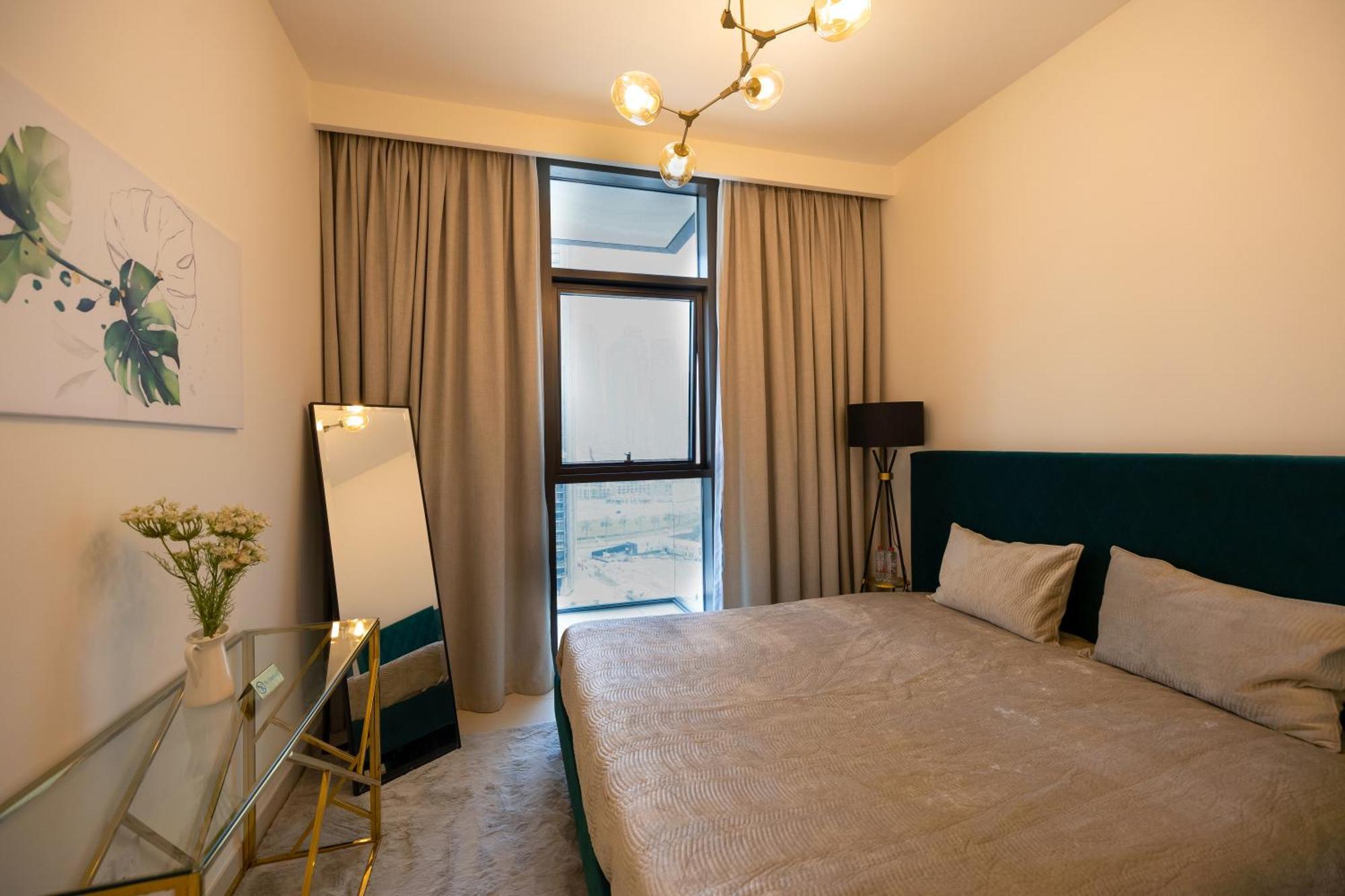 Burj Crown 2br With Panoramic Burj Khalifa View * Dubai