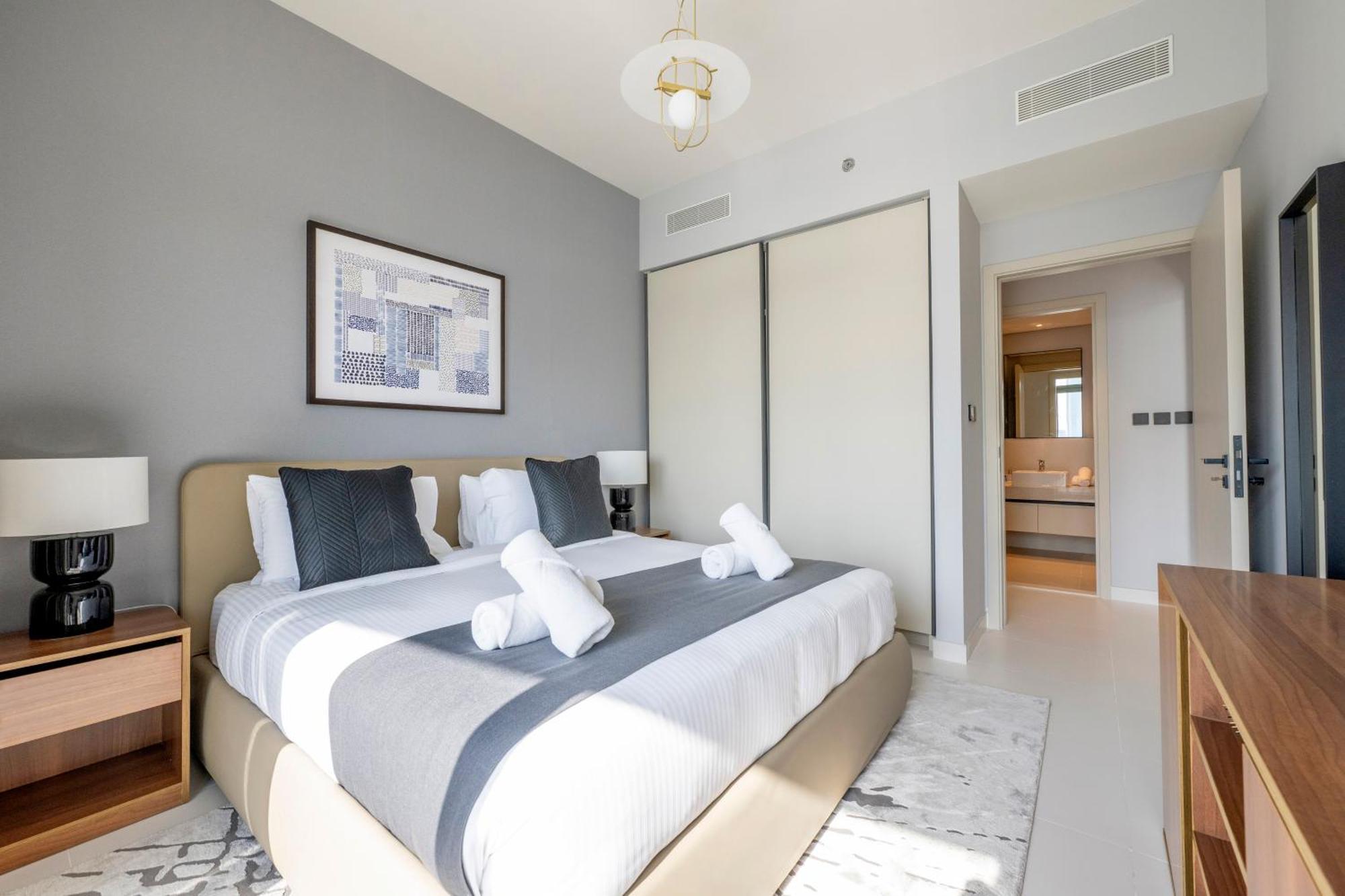 Apartment Ultra Luxury Emaar Beachfront - Private And Pool