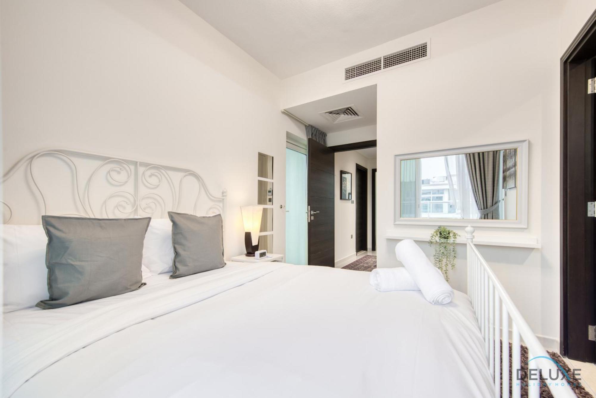 Tranquil 3br Townhouse At Albizia Damac Hills 2 By Deluxe Homes Apartment *