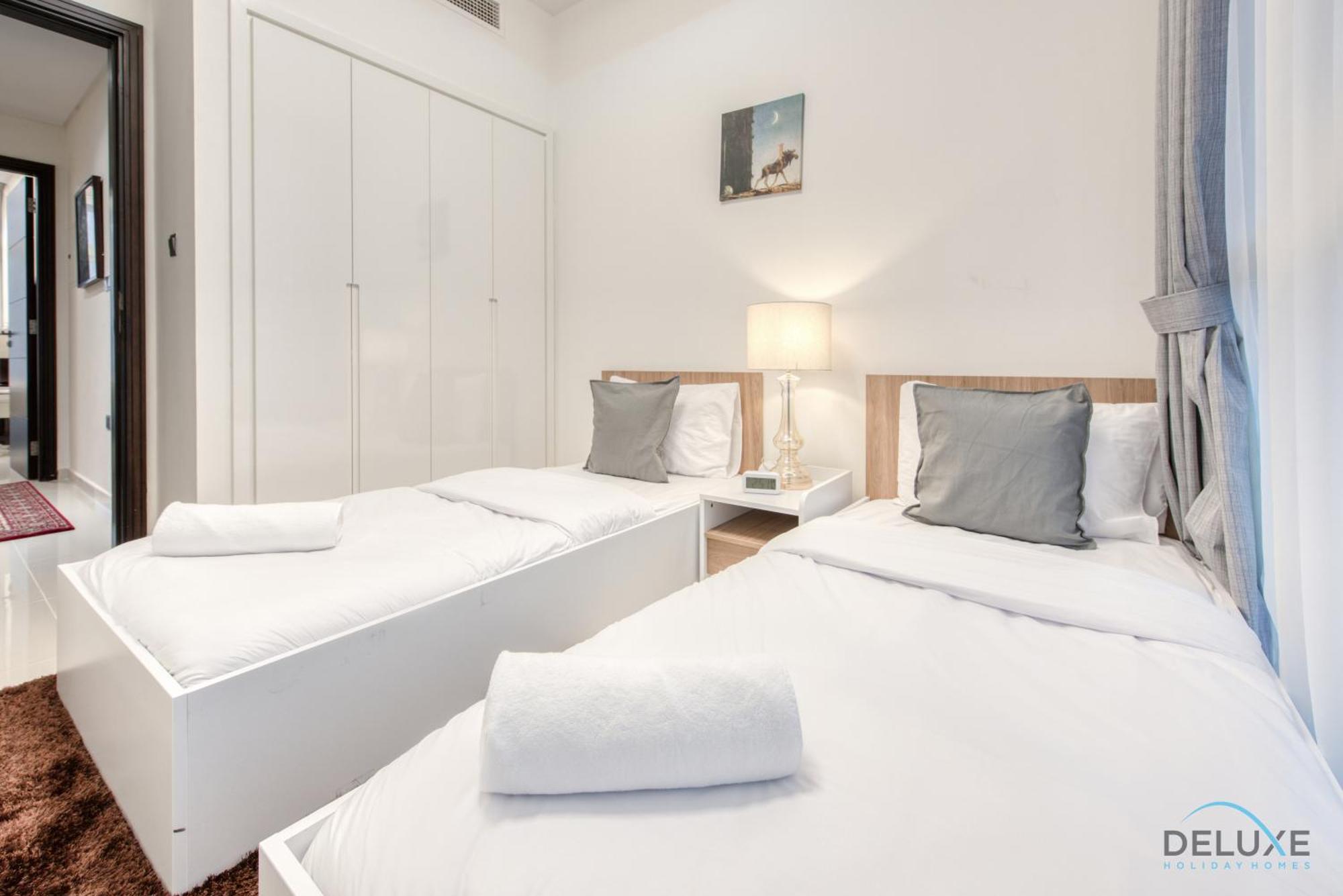 Tranquil 3br Townhouse At Albizia Damac Hills 2 By Deluxe Homes Apartment Dubai
