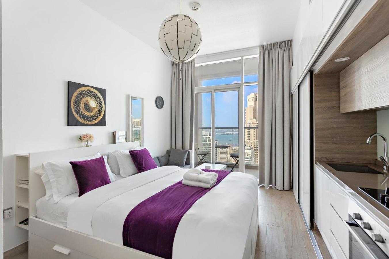 Apartment Summer Offer! Inclusive! Prime Location Dubai