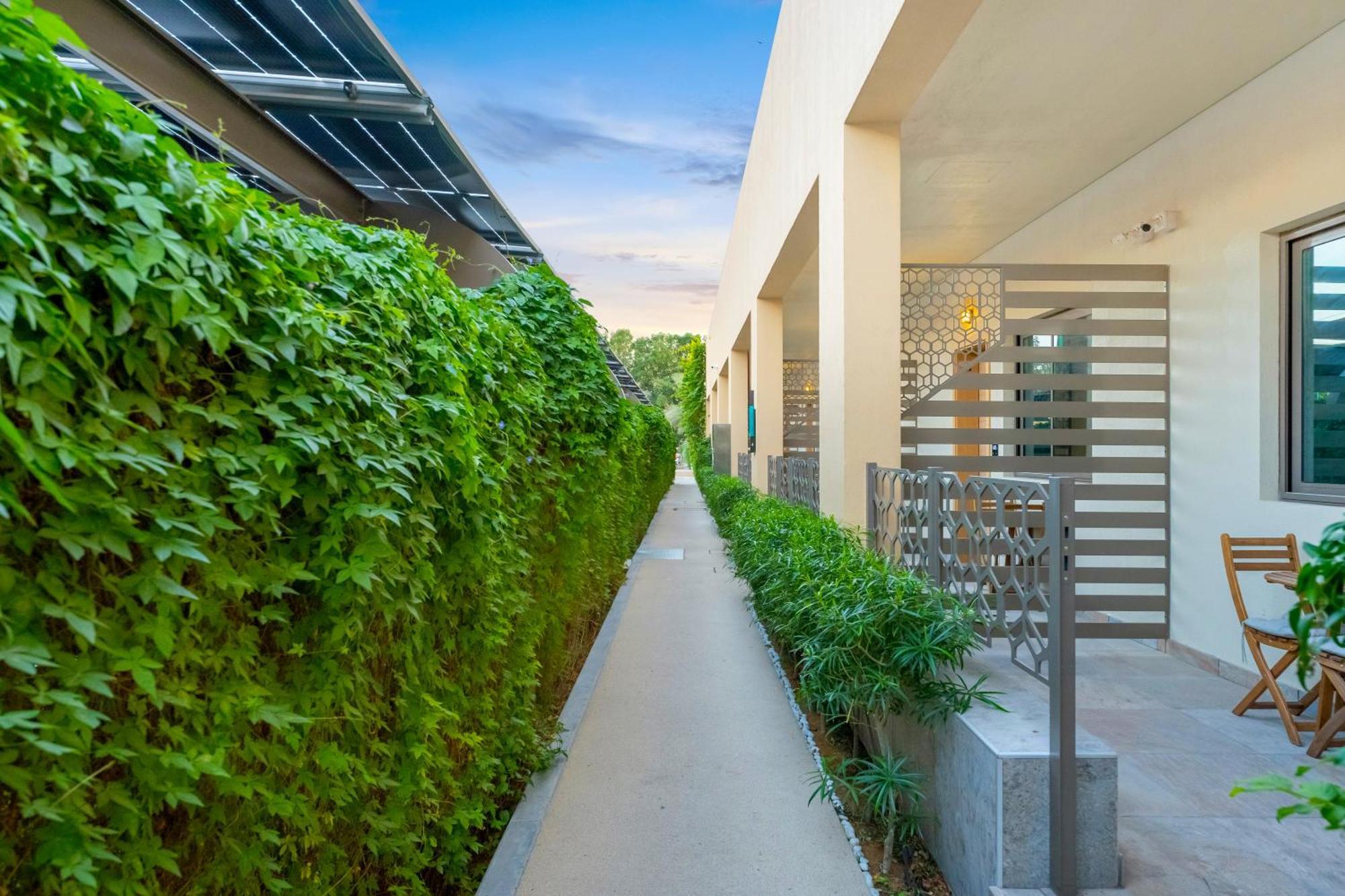 The Sustainable Homes Operated By Fam Living Apartment *