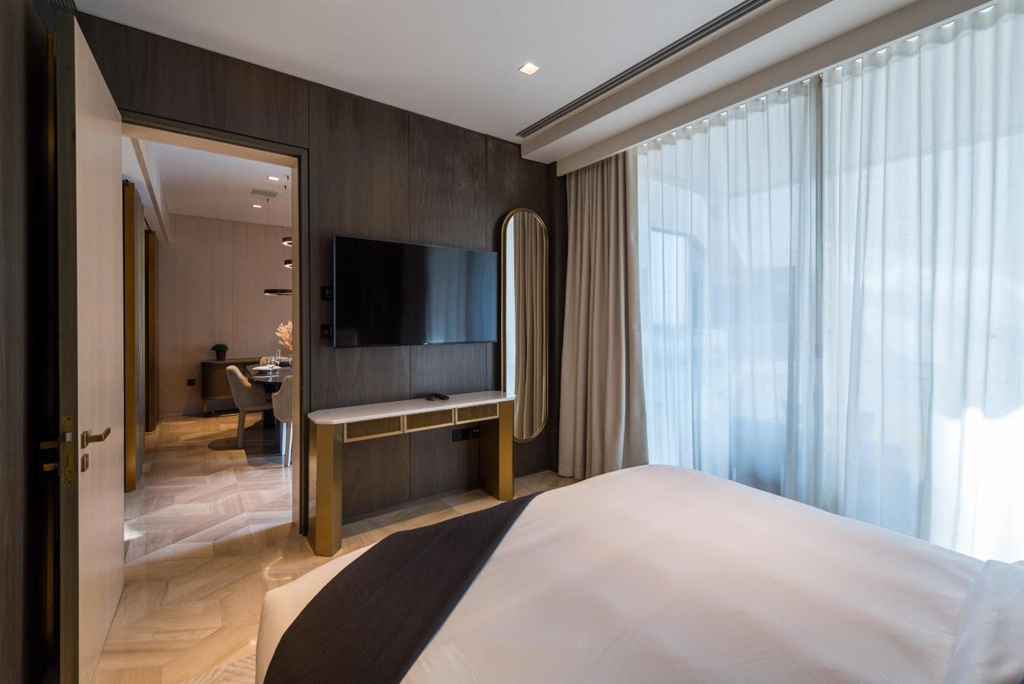 Apartment Eden's Homes & - Five Palm Residences Dubai