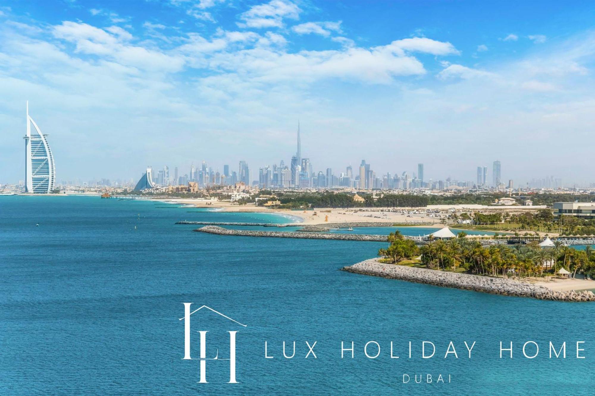 Lux - Opulent Island Burj Khalifa View 1