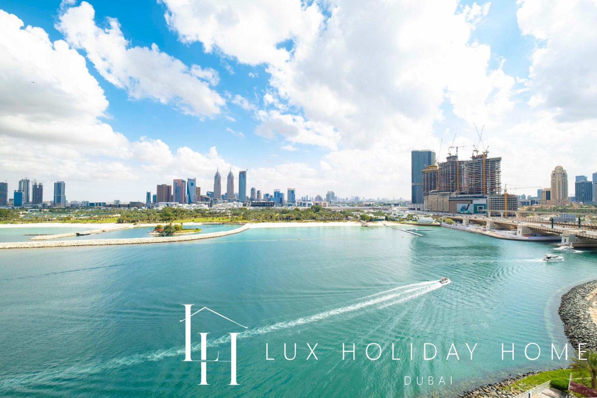 Lux - Opulent Island Burj Khalifa View 1