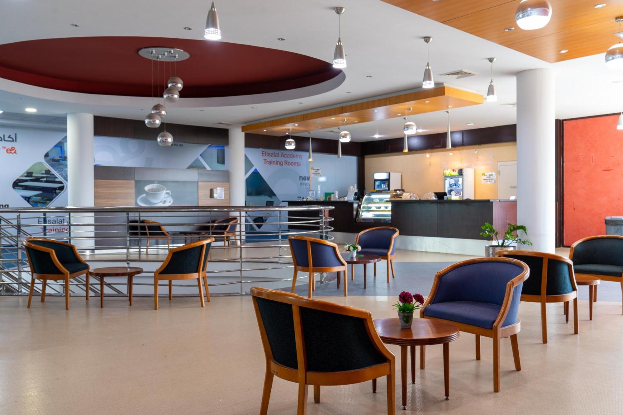 Estay Hotel Otel 3*