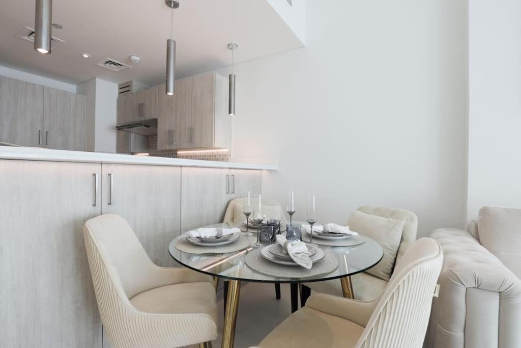 Apartment Modern 1 Bedroom At Palm Jumeirah