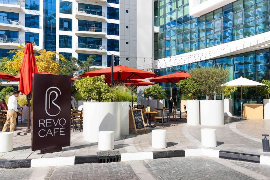 Modern 1 Bedroom At Palm Jumeirah Dubai