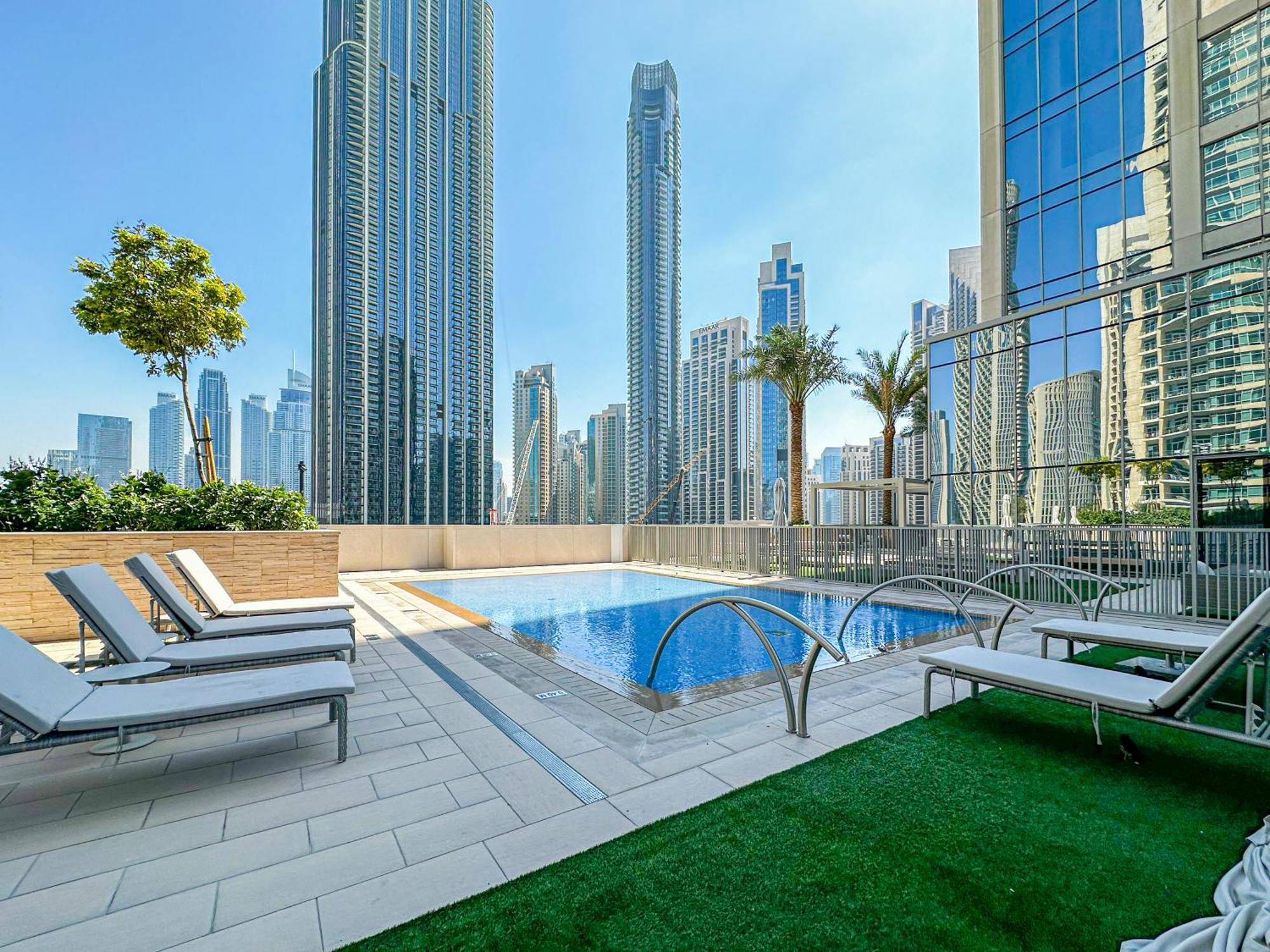 Higuests - Contemporary Comfort 1br In Tower 1 Apartment *