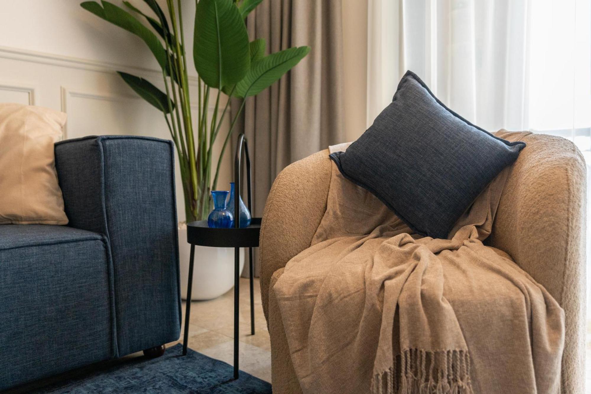 Apartment Fairmont Residences The Palm: Beachfront Luxury With Designer Terrace