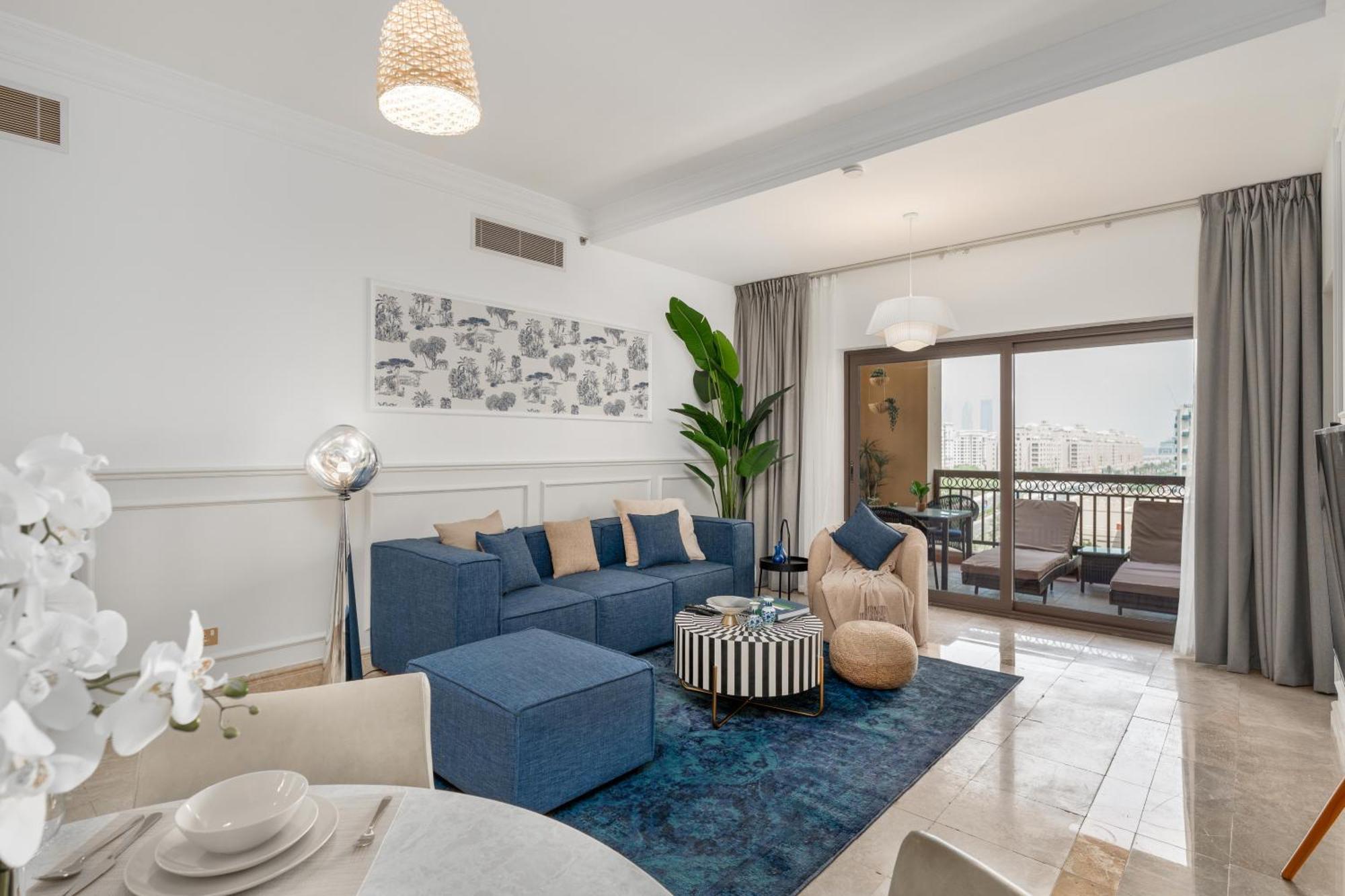 Fairmont Residences The Palm: Beachfront Luxury With Designer Terrace Apartment *