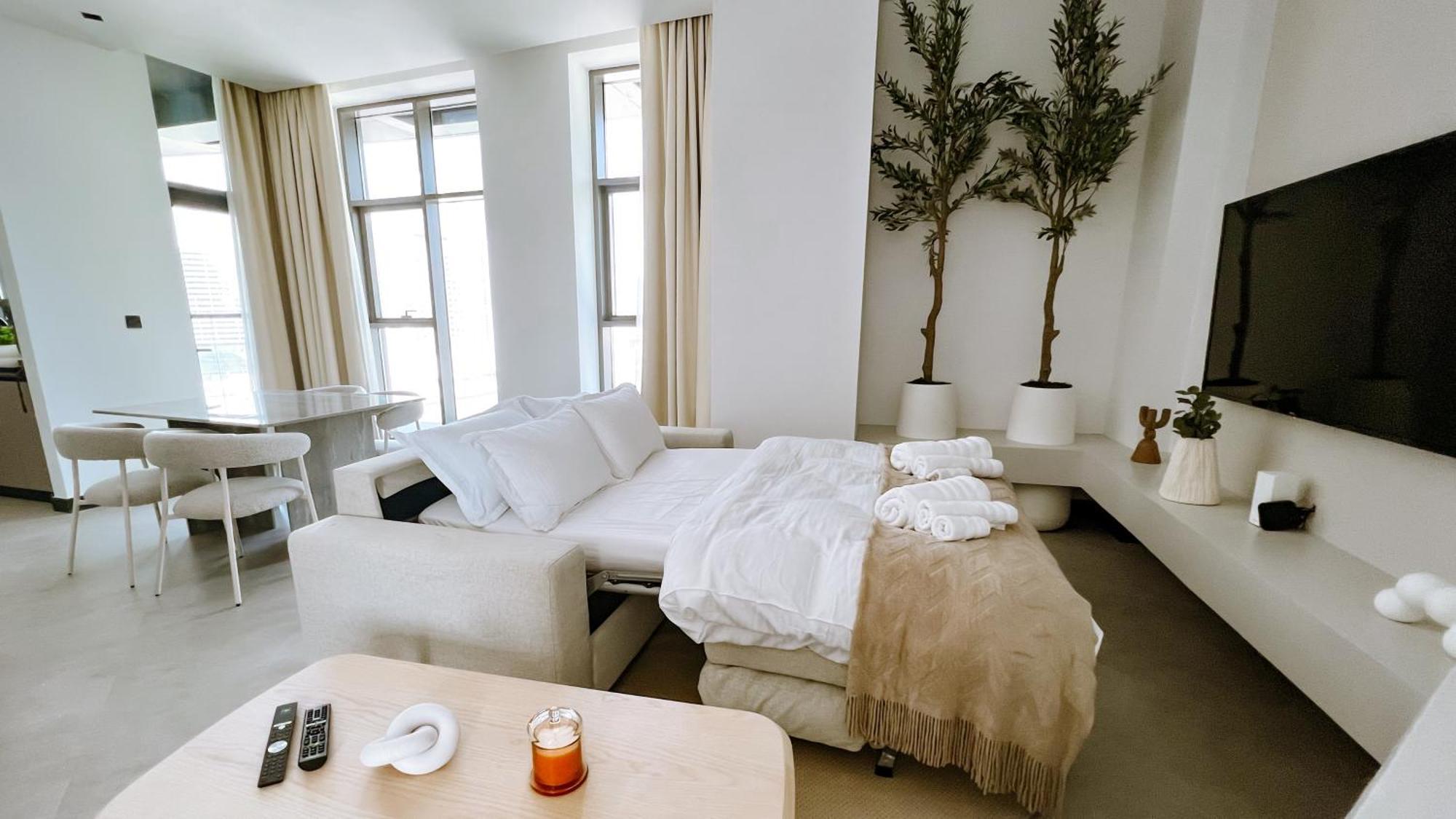 Brand New Luxury 2-bedroom With Sofa-bed