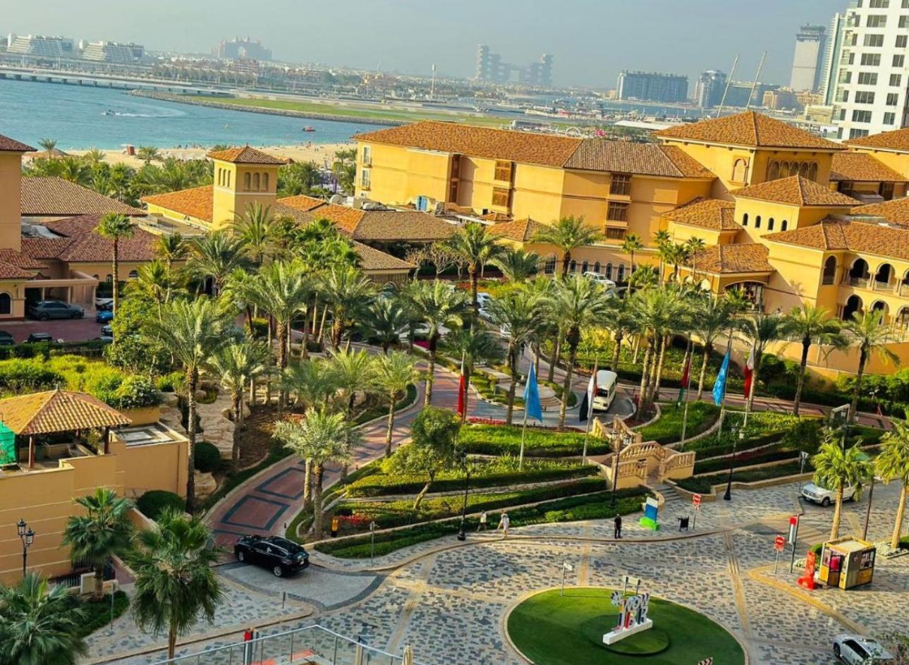 The Journey - Infront Of Tram-metro, Access To Beach, Pool & Gym - Enjoy Our Seaview - Coworking Space - Resident Housekeeping - Inhouse Food Menu - All At Jumierah Beach Residence, Marina
