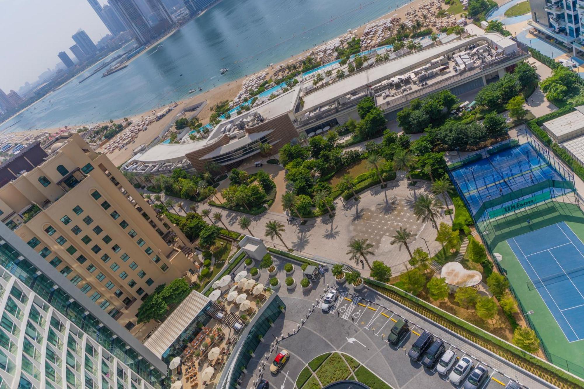 With Private Access At Palm Jumeirah *
