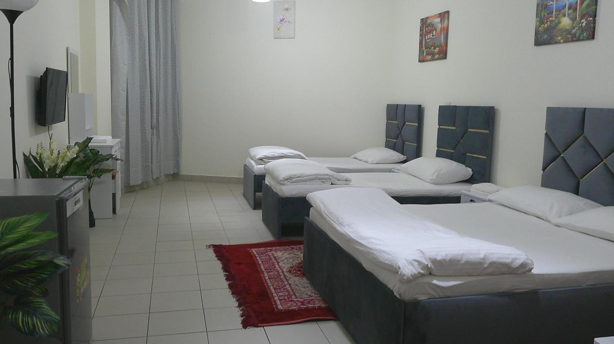 Hostel Ruby Star F2 *