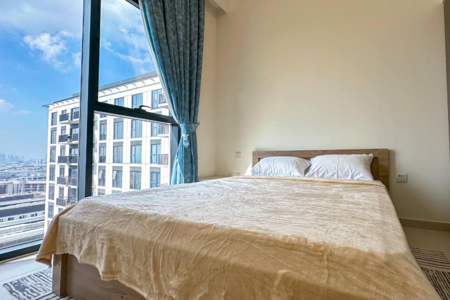 Luxury 2br In Hills With Full Park View * Dubai
