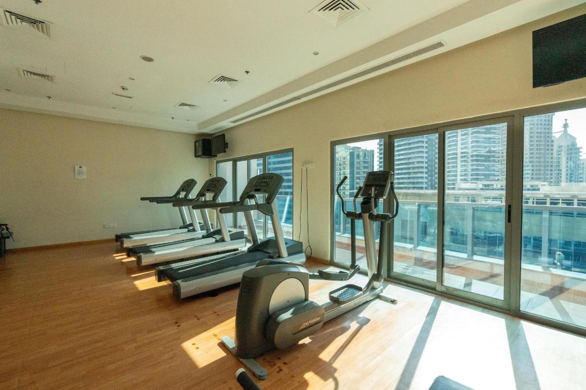 Marina Views - Walking Distance To Beaches - Cityapartmentstay