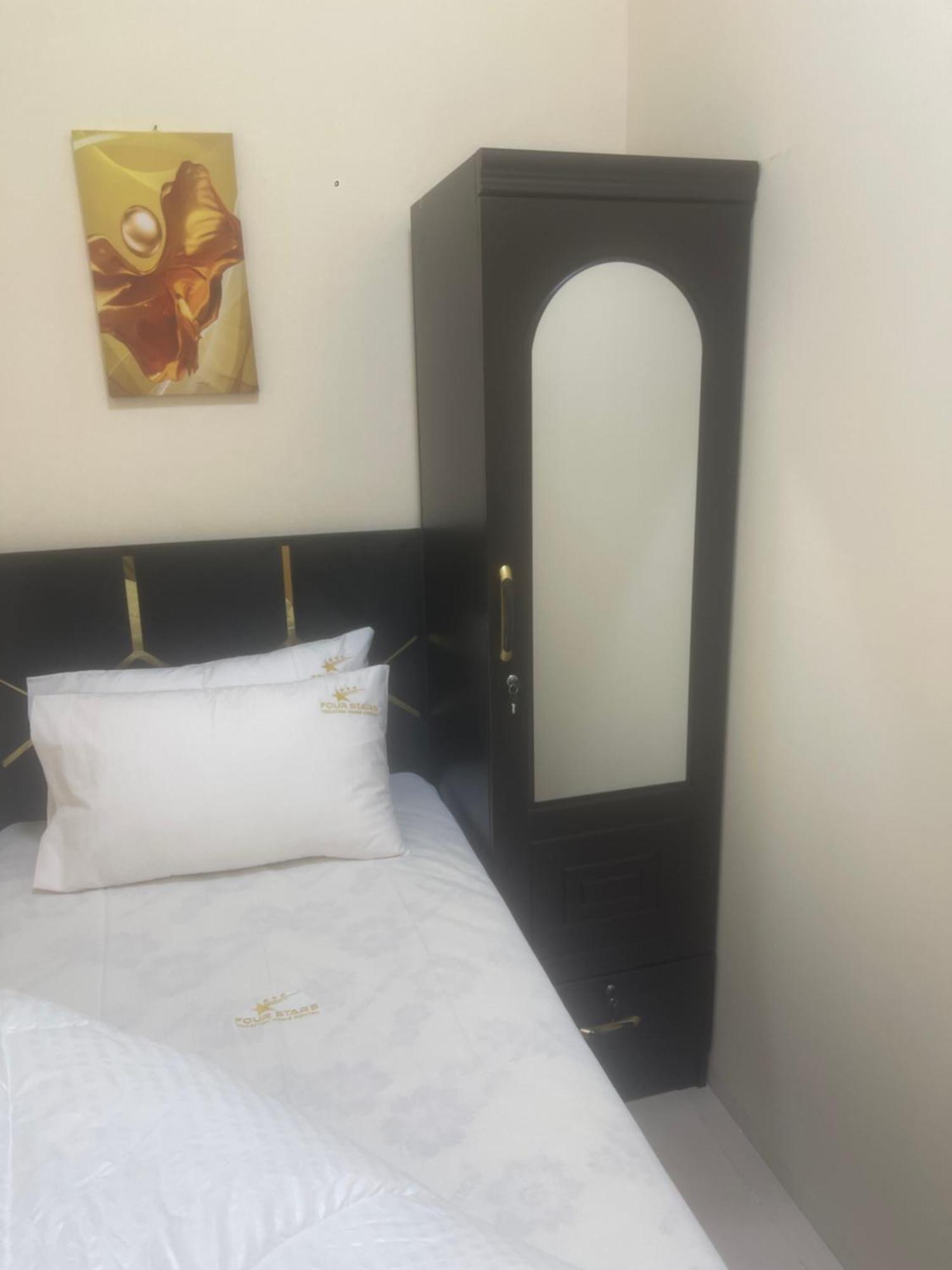 Hostel Four Stars