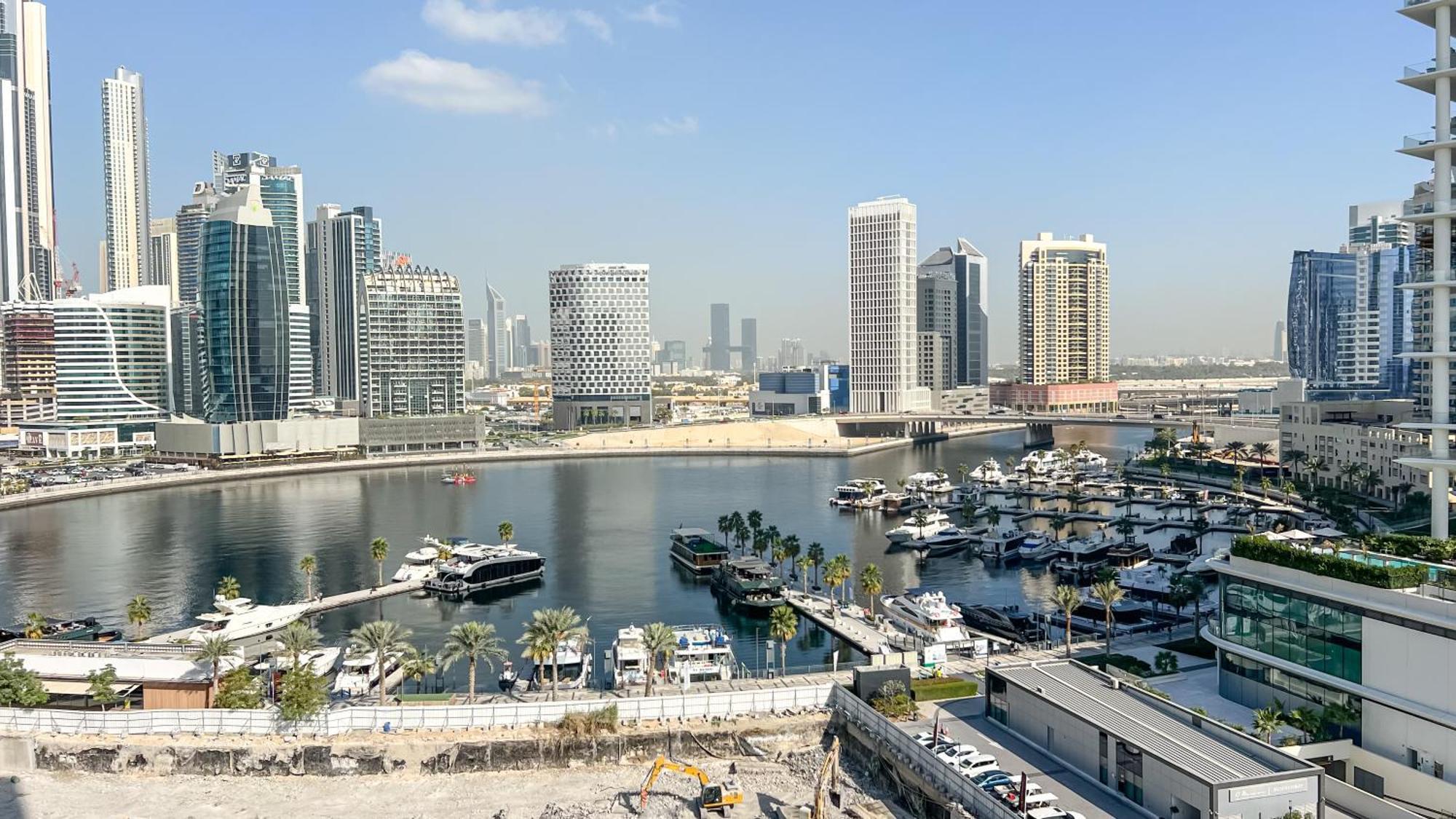 Apartment Brand New Luxury 2-bedroom With Sofa-bed Dubai
