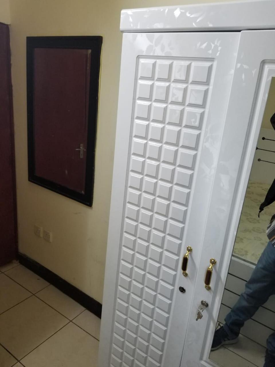 Partition In Deebaj Apartamento Dubai