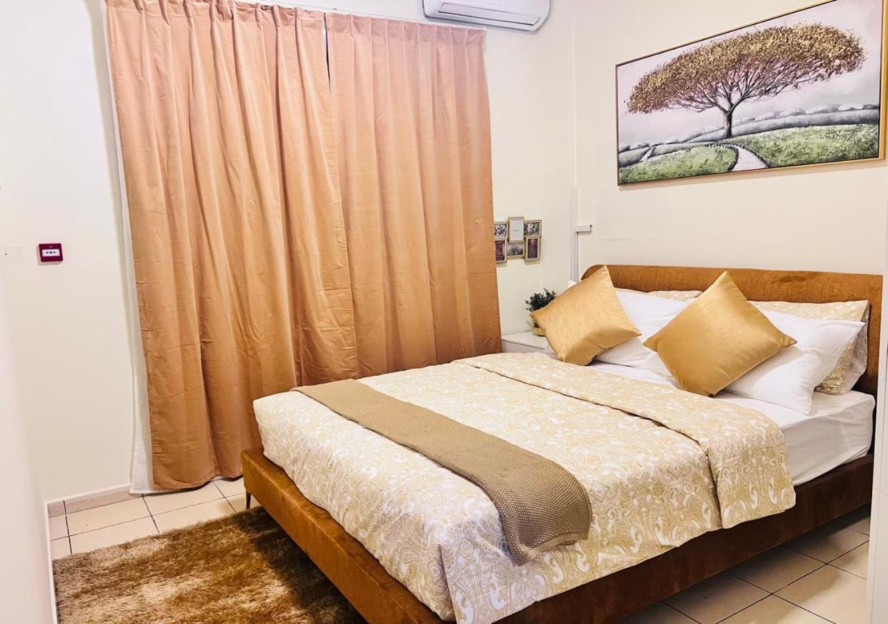 Hospedagem domiciliar Sta Homes Dubai