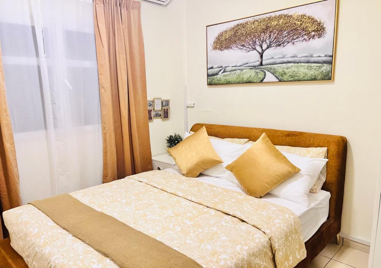 Sta Homes * Dubai