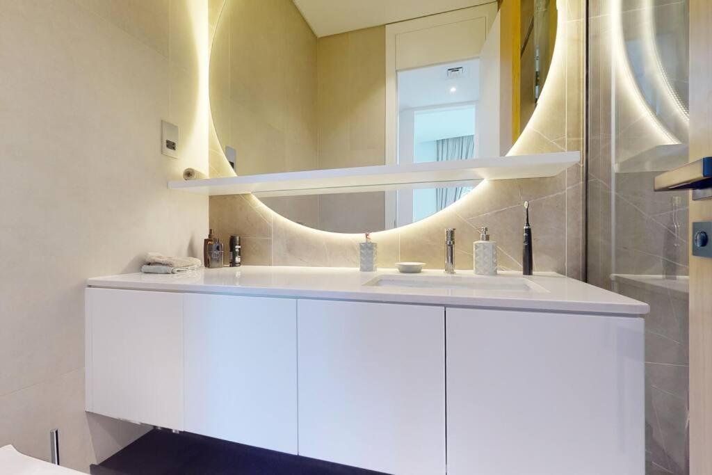 Luxurious 5 Bed - Al Barari *