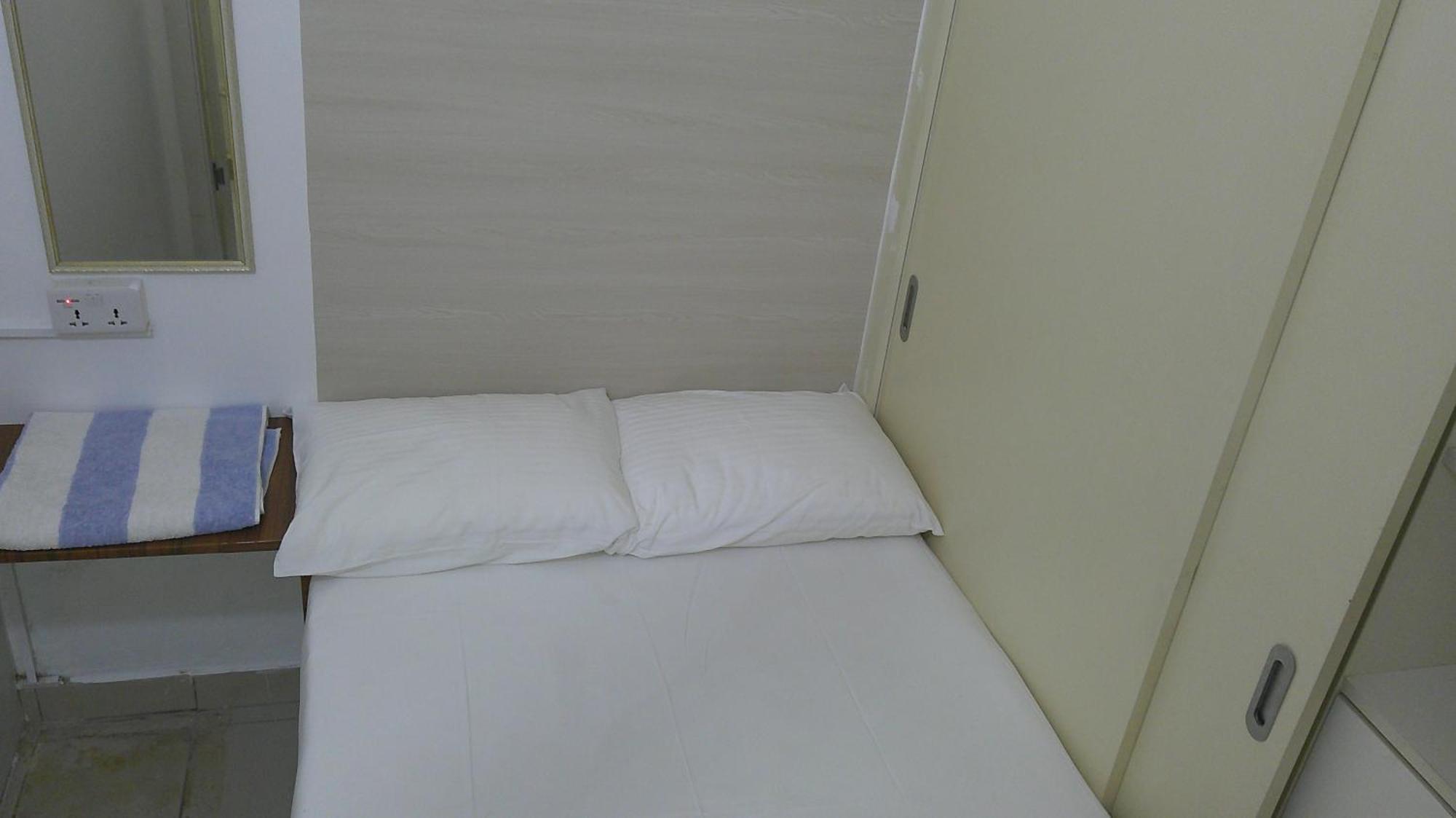 Hostel Ruby Star G P-34567